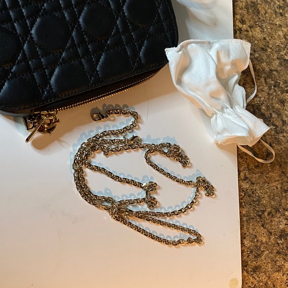 Dior Phone Holder - Picture 13 of 13